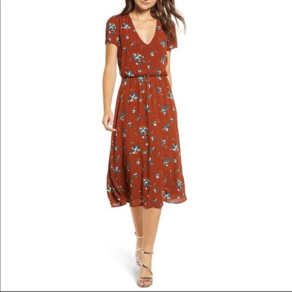 Wayf Floral Midi Dress 🌸🌷🌺